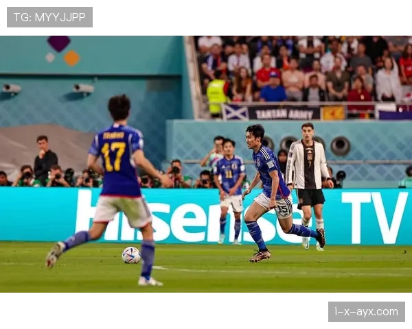 贝肯鲍尔技术风格再现赛场,足球艺术与战术智慧完美融合引热议 贝肯鲍尔技术风格再现赛场,足球艺术与战术智慧完美融合引热议