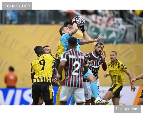 多特蒙德边路进攻焕发活力,战术革新助推球队强势复苏 多特蒙德边路进攻焕发活力,战术革新助推球队强势复苏